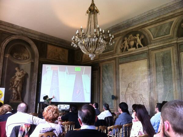 La #sdbx offre la rencontre entre demain grâce au numérique et hier avec une salle municipale historique !