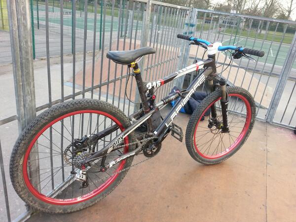 gra4killa's tweet photo. New rims blud http://t.co/fFrg8kOe0E