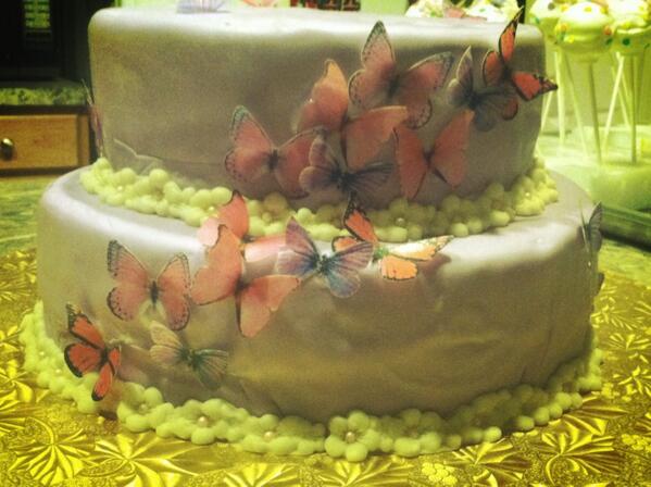 MyEliteSweets's tweet photo. Have a wedding, baby shower, or birthday coming up? Let us create your dream treats! http://t.co/hL20L8pooB
