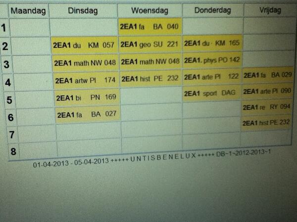 badgurliri's tweet image. "@_teddiex: Rooster voor volgende weekk #2EA http://t.co/uSDcuywYqF"