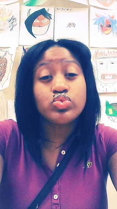 Im borreddd! School so ass! http://t.co/cgmUeGjbub