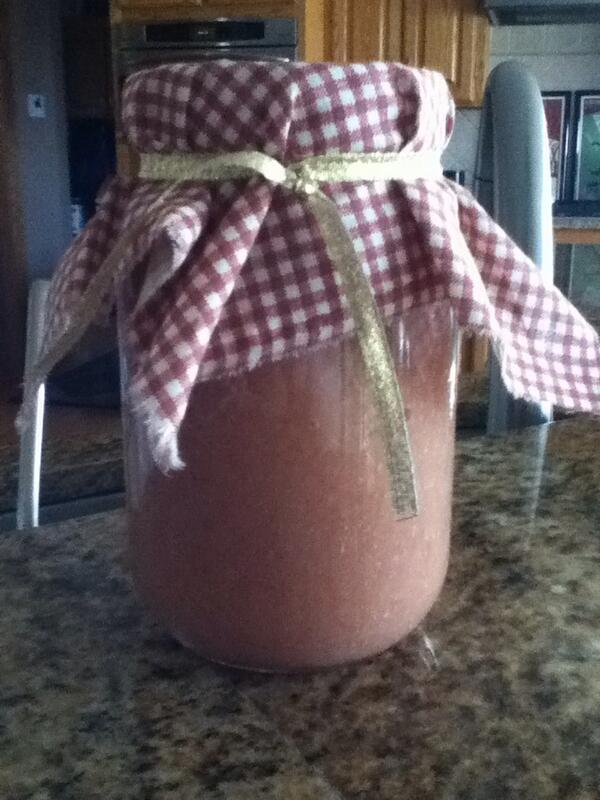 sumthinelsekels's tweet image. Leah's mom knows me so well :) #mamakimbo #homemadeapplesauce #thebest