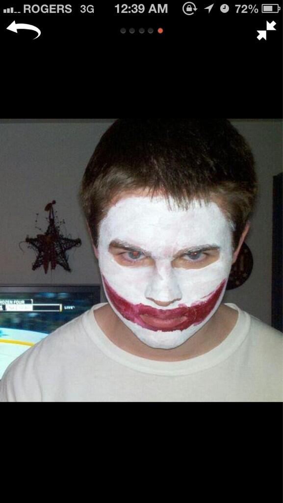 TinderProb's tweet photo. My hottest match so far #TinderProb http://t.co/At1EaulMFo