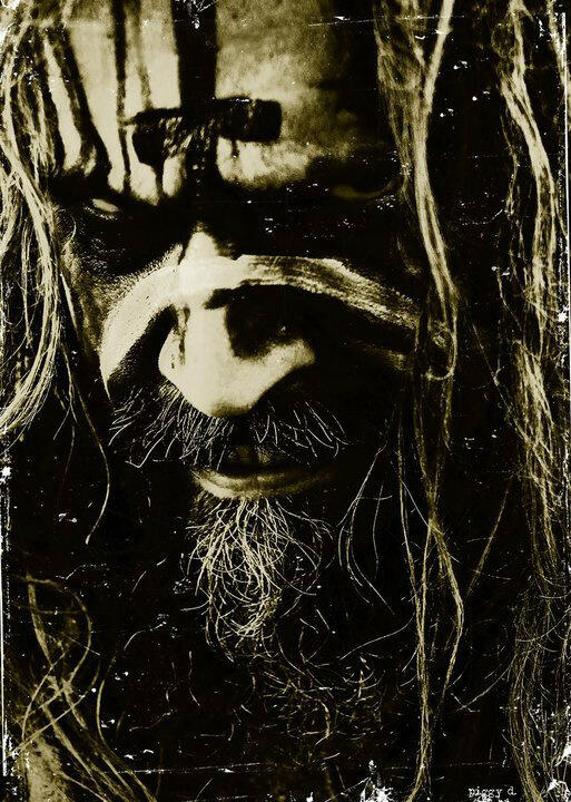Life_Is__Pain's tweet photo. RZ Rob Zombie #HORROR http://t.co/LtaI1bqFa2