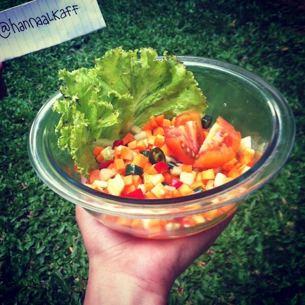 hannaalkaff's tweet image. #SpringInLove healthy salad. back to nature! 💛💚❤ @LancomeID