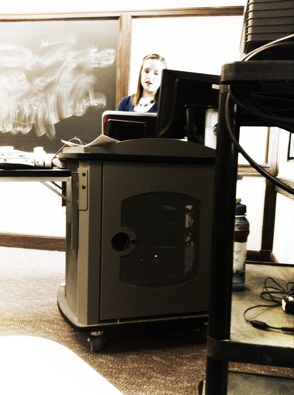 Hannaisfun's tweet image. @LifeOfAnna you give great presentation #Greekclass #parthenon #yourockgirl