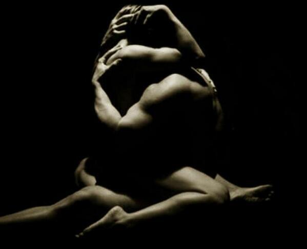 39Slyman's tweet image. #PlayingInTheShadows #HotSteamy #Couple