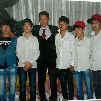 munkhochir9's tweet photo. zasagtaigaa ma hamtlag http://t.co/Fu6C94AbOF