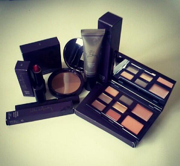 DaisyFeatures's tweet image. Just in all these wonderful goodies from @wildaboutbeauty gorgeous packaging! Lovely colours! Can't wait to try them!