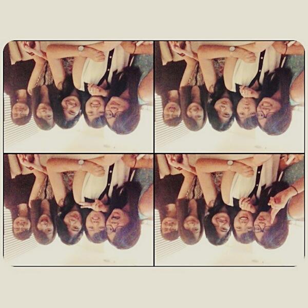 virnathania's tweet photo. @ndiiclaudia @mariagtania @angelaathella http://t.co/aBDUgjUjIq