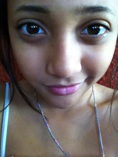JeniiSalazar's tweet photo. Hola<3 http://t.co/OtV1sQRbdP