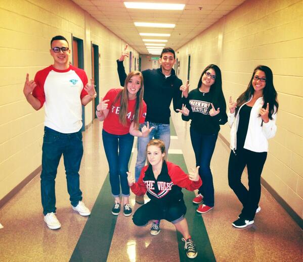 Peyywayy's tweet image. Started from the bottom now we here ✌ #GovProject