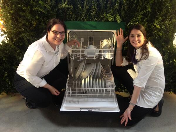 Ever wanted to know the RIGHT way to load a dishwasher? Ask two professional organizers! #pgmostloved