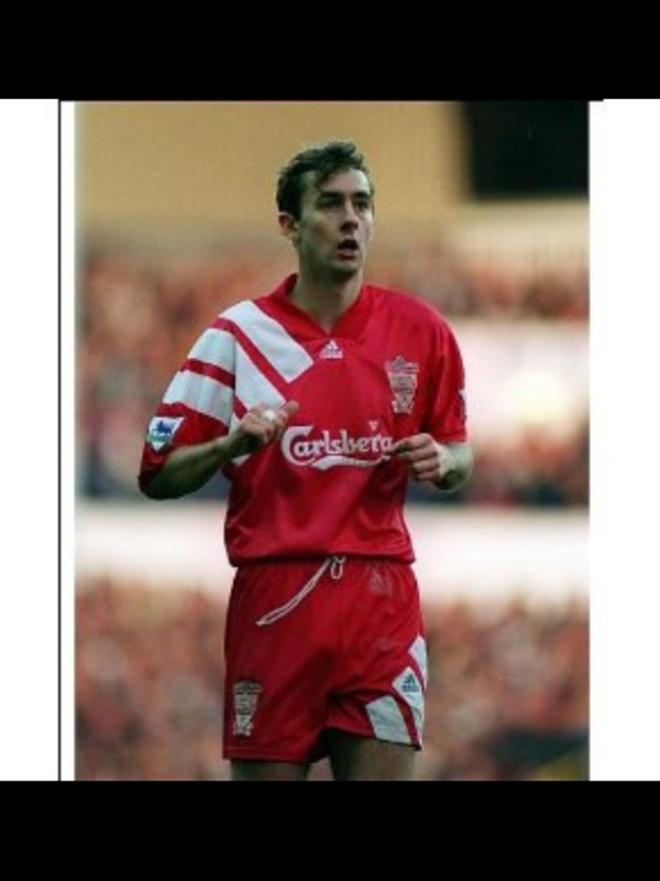 NickdaFunk's tweet image. “@donhutch4: This will get you through your shift tonight @RossJamesHunt http://t.co/DWoVzl854c”looking well there hutch! #retroadidas