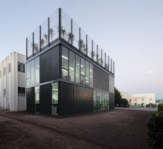 meedo139610's tweet image. @grand_rt @4ull @archthink @concept_arch @gcc_rt @fnon_  مكاتب اداريه بمصنع الومنيوم بالارجنتين #nice_architecture