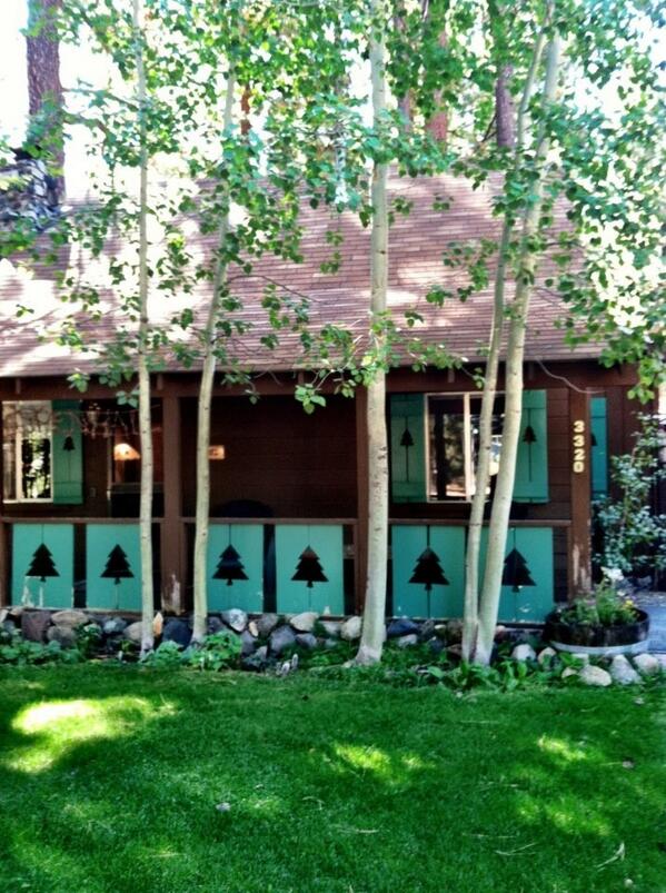 mos_teph's tweet image. @MattyFernFern @mereyann @cjheston how appropriate for #samik #hashtagking miss you too!!