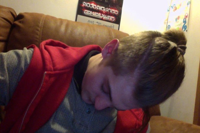 pony tail at DHOWES house bish #mnpls #HolyCow #Sokka http://t.co/4JJqyUnVFS<a href="/tag/mnpls"class="tags">#mnpls</a><a href="/tag/holycow"class="tags">#HolyCow</a><a href="/tag/sokka"class="tags"><span>#sokka</span></a>