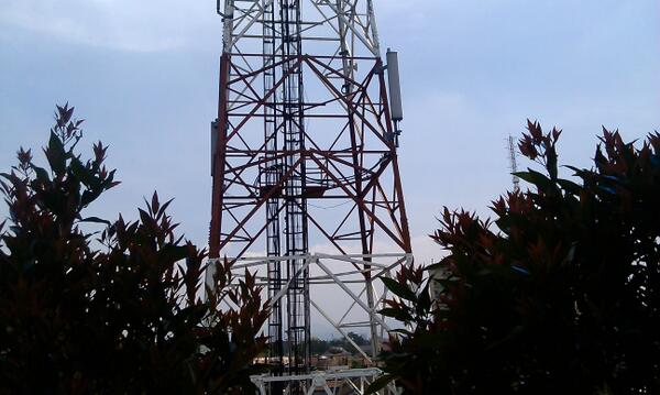 denyo6's tweet photo. @denisugandi http://t.co/Yg5JwoTifm