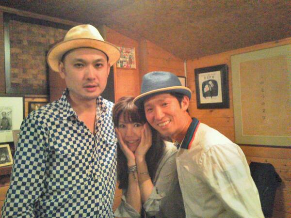Twitter पर 浜崎貴司 終わりなきひとり旅は4 7 日 石川県金沢もっきりや Http T Co R8ygsq9kcc 金沢公演は二度目 写真は去年ゲストに登場してくれたgenちゃんと 石川テレビn 18という音楽番組の司会の村田陽子さん Http T Co 26rkiy5qzw Twitter पर 浜崎貴司 終わりなきひとり旅は4 7 日 石川県金沢もっきりや Http T Co R8ygsq9kcc 金沢公演は二度目 写真は去年ゲストに登場してくれたgenちゃんと 石川テレビn 18という音楽番組の司会の村田陽子さん Http T Co 26rkiy5qzw