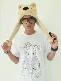 @IRPangersa: Ready Stock <a href="/tragedyonradio/">TRAGEDY ON RADIO</a> Tees, IDR: 75K, Minat bisa Mention me/089697627031