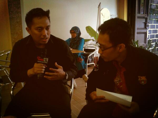 Wawancara <a href="/tanyabudi/">#3Tahunbertanyabudi</a> dengan <a href="/radiotelstar/">Radio Telstar</a> ttg #sedekahsuperservice @Tdapeduli @Tdamakassar