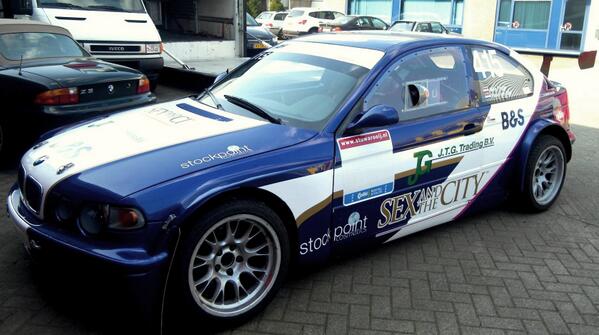 RacingJs's tweet image. Nummer 2 is ook klaar voor de BMW circuitclubdag op Spa met team PvG.
facebook.com/pages/JS-racin…
