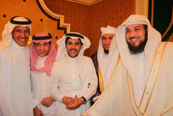 Twitter पर أمين الملاح صوره تجمعني مع الشيخ محمدالعريفي وأبنه وأخي خالدعبدالرحمن Http T Co Rbam5i93zg