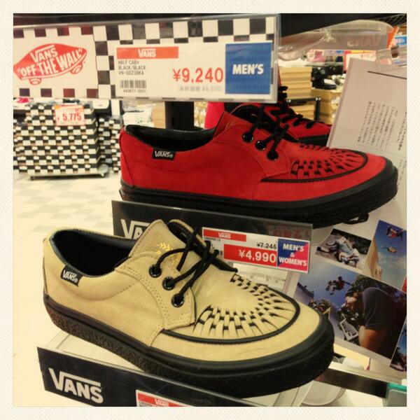 wak_a_a's tweet photo. かわいい！レディースあるの？欲しいー RT @butterflychiaki: このVANS可愛いやーん。
「コックスに見えて実はVANSなんですよ、へへ」みたいなところが良い。 http://t.co/Foa5COJ7JE