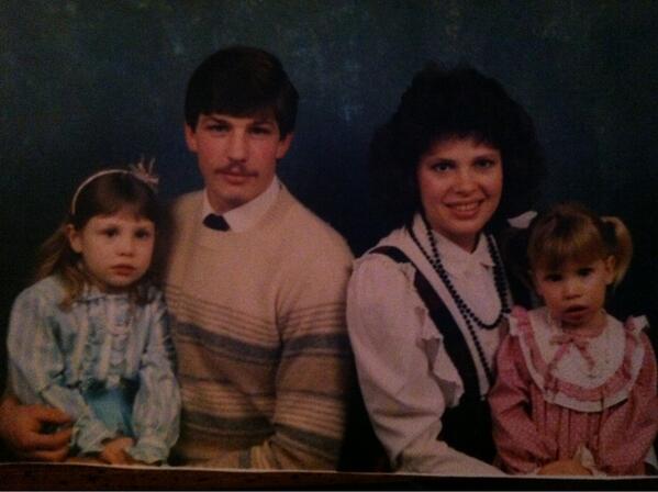 DANmanix641's tweet photo. #tbt me, my wife betty, &amp; my daughters leash &amp; inyell. http://t.co/oSknhd35zE