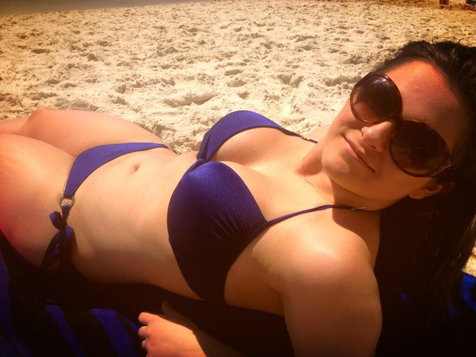 Caitlyn Atkinson’s pics and videos