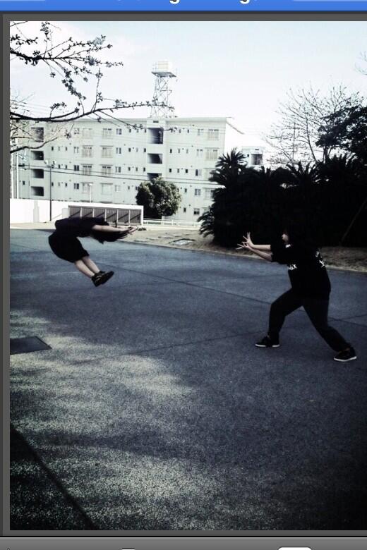 FlipShades's tweet photo. @ECgolf2525  move over Harlem Shake
#HADOKEN -ing is in http://t.co/34CRaBsmjw