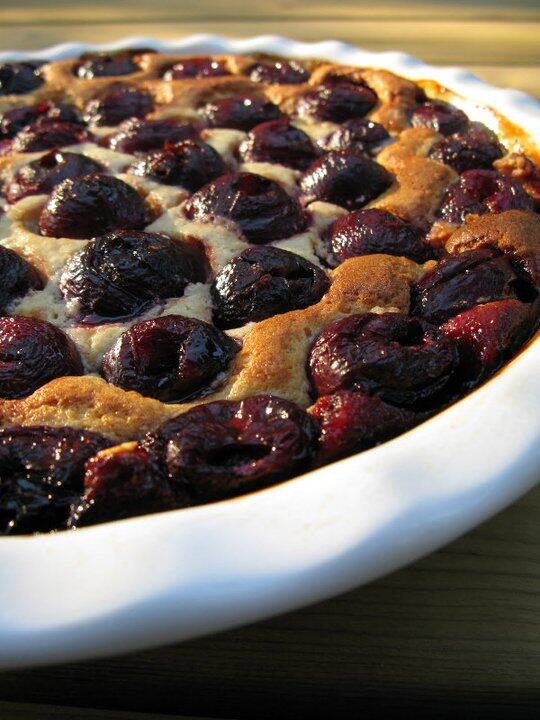 FranceInstituto's tweet photo. FRANCE COCINA: clafoutis aux cerises! http://t.co/gW1m3zAJlH
