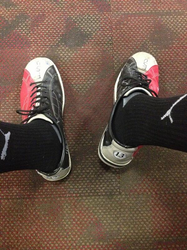 tamalhi's tweet image. #NewShoes #Jordans #NewJs #JkImBowling #STRIIIIIIIKE 🎳