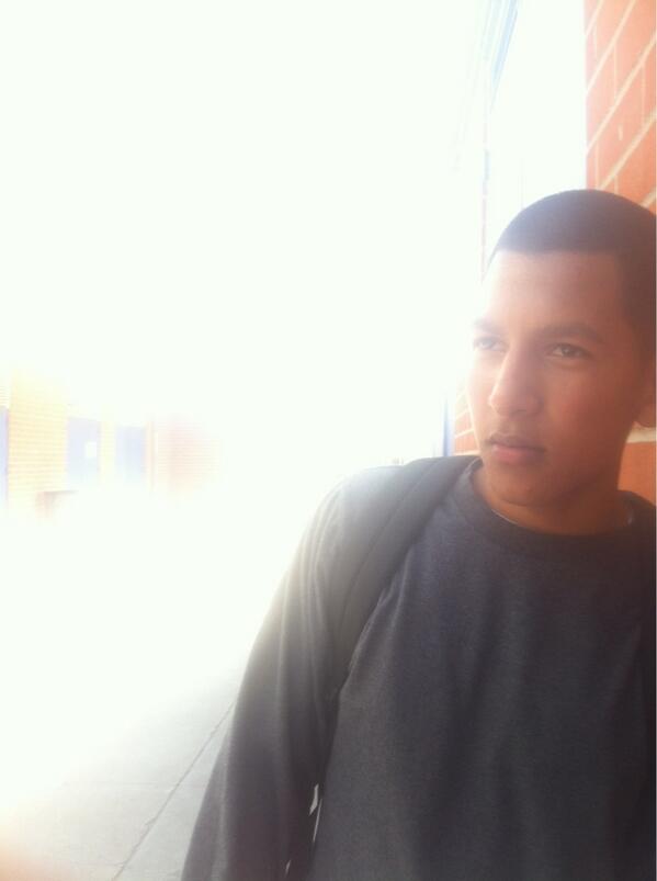 Calistro095's tweet image. Eric posing for me #potentialmodel