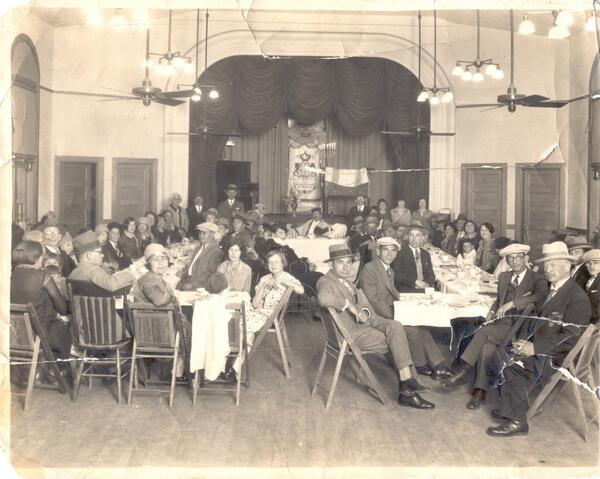 Happy #Passover from all of us here at the Arizona Jewish Historical Society! 

Passover Seder 1926