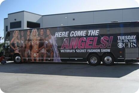 J_Nooodle's tweet photo. @LoLDyrus sadly, I'd rather be on that bus than this one. http://t.co/QvXmF3HE7O