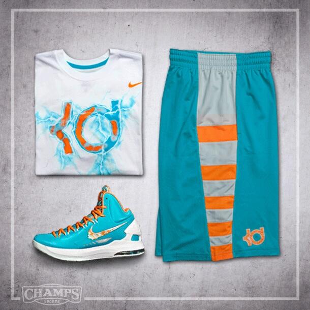 kd shirts and shorts