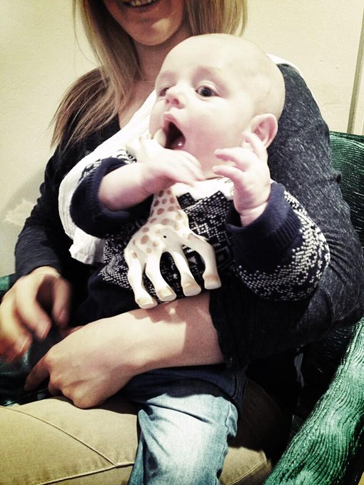 Watch Tom Howes's leaked NSFW photo on TwXstars