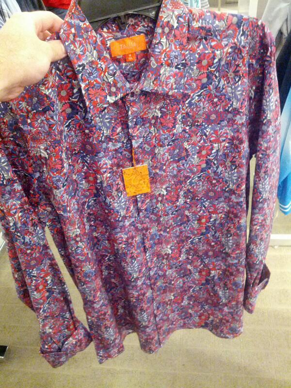 DTacconi's tweet photo. Russell Westbrook  shirt http://t.co/OBuJKyxzzx