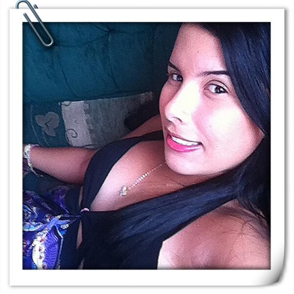 jprg29's tweet image. 😊👠💅 phobos.apple.com/WebObjects/MZS…