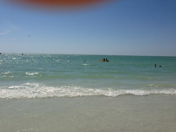 cincydoc's tweet photo. I've got my toes in the water, my ass in the sand with a cold beer in my hand. Life is good to me! http://t.co/KkUMvAF1UC