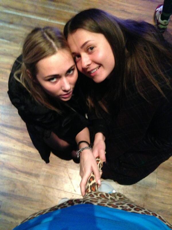 4akiboy's tweet image. Герлс джаст вонна хев фан!!! #паатиэнимал #collisionevent