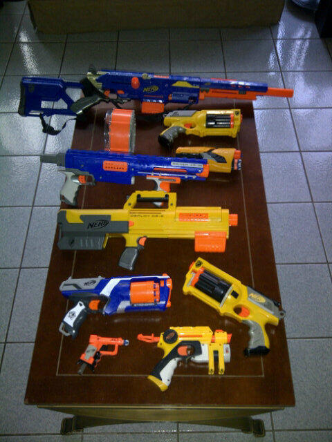 nicodemoose's tweet image. Day 1: Choose your weapon. Nerf, the new baril-barilan. #howtospend
