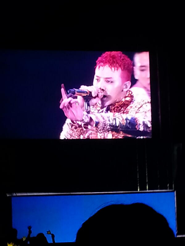 [30/3/13][Fantaken] ONE OF A KIND Concert ở Seoul * Day 1 BGmRv4ICMAALb1L