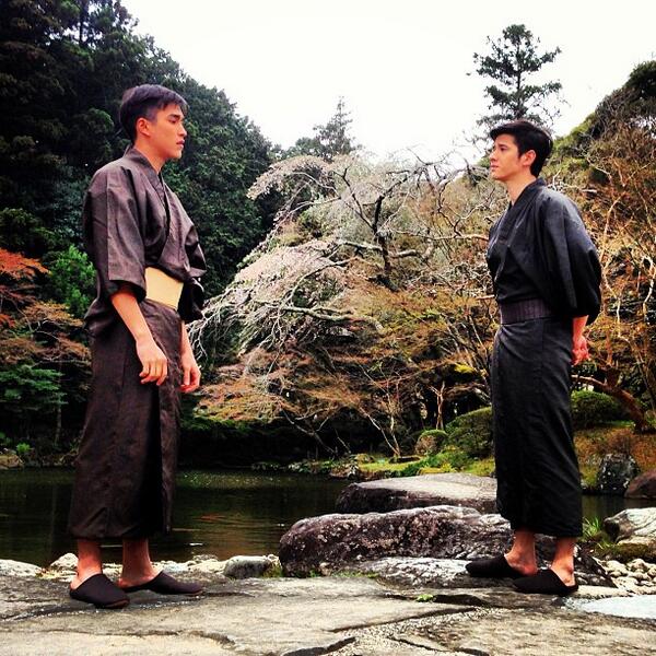 อากาศอย่างนี้ ชุดอย่างนี้พระเอกทั้งสองบอกได้คำเดียวว่า...<a href="/Ryu_3RSS/">โอะนิซึกะ ริว</a> <a href="/TaKeShi_3RSS/">🕊️𝑱𝒆𝒏𝒏𝒚 𝑮𝒆𝒎𝒐𝒚🕊️</a>