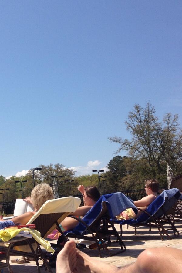 haylekay's tweet photo. @kaitlynLhunt   I spy with my little eye....where are you?? http://t.co/am01WxcLxu