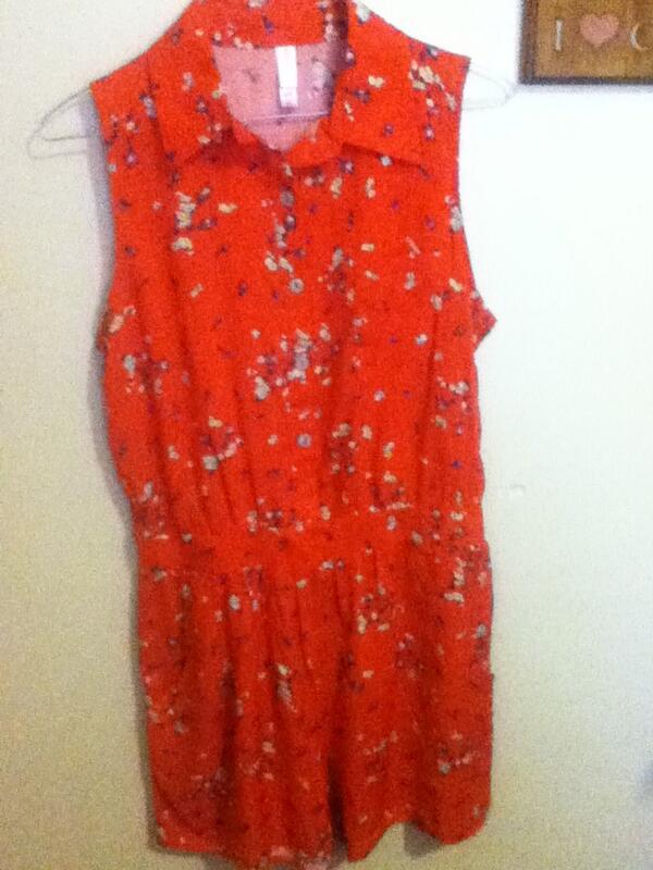 macbarie07's tweet photo. Beth I need your help idk if I should wear this @MacBarbie07 http://t.co/Nn0u8ObKDA
