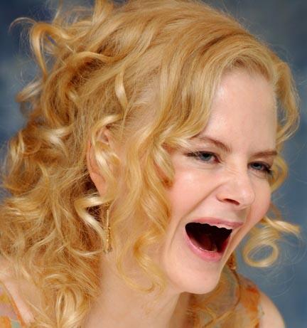 AWoTeeth's tweet photo. #nicolekidman #awot #actresseswithoutteeth http://t.co/6YfP9BWtxf