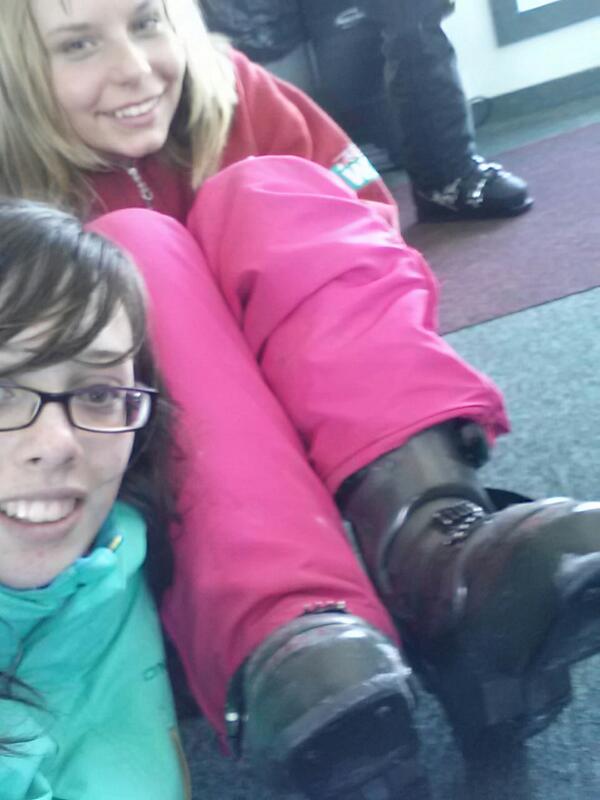 LilStoppz's tweet photo. @sktelstreetteam #SaskTelJibFest #ScavengerHunt #twoisbetterthanone http://t.co/azrV8hVAOF
