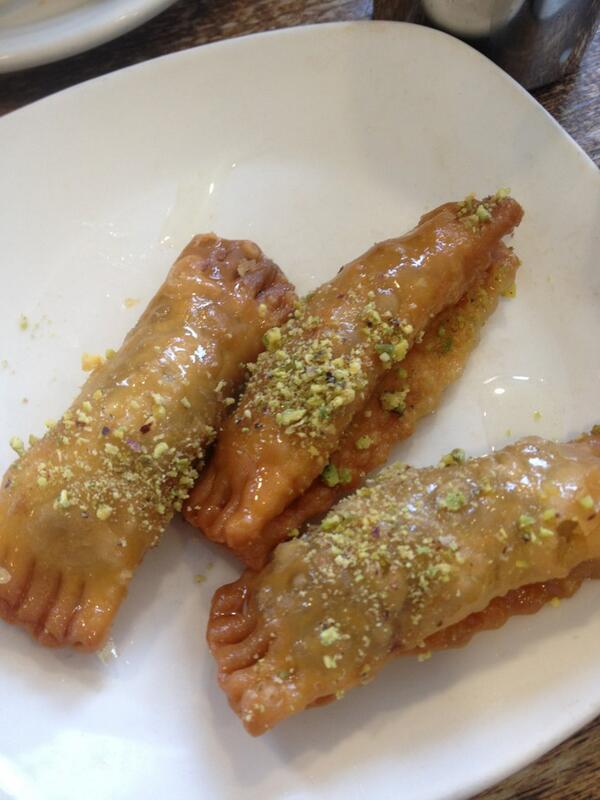 GreekDelights's tweet photo. #thahktila http://t.co/3UWRdlkVtH